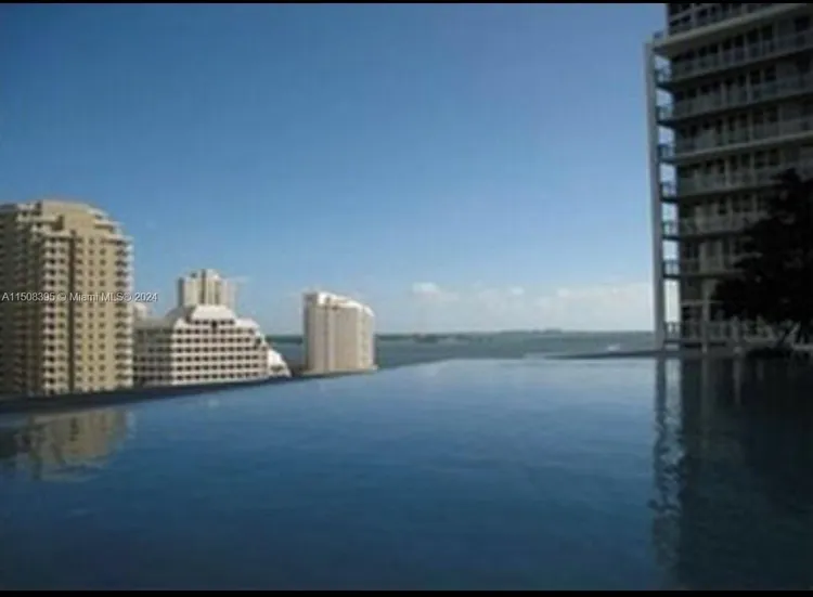 Icon Brickell II #1407 image #16