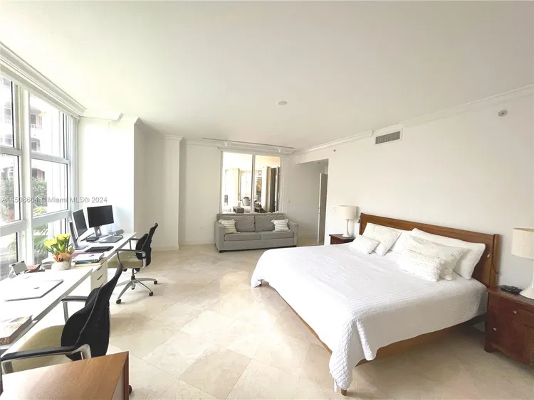 Ocean Club - Lake Villa One #202 image #10