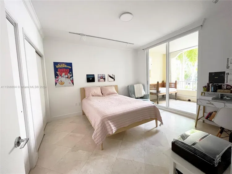 Ocean Club - Lake Villa One #202 image #14