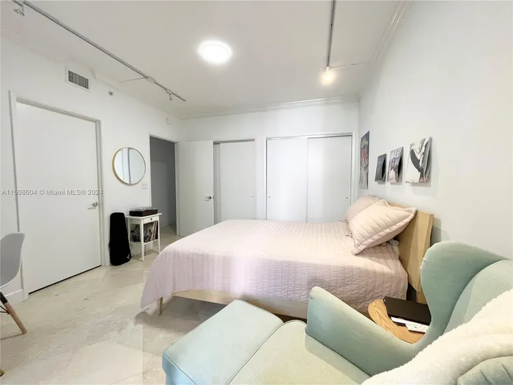 Ocean Club - Lake Villa One #202 image #16