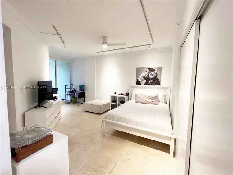 Ocean Club - Lake Villa One #202 image #18