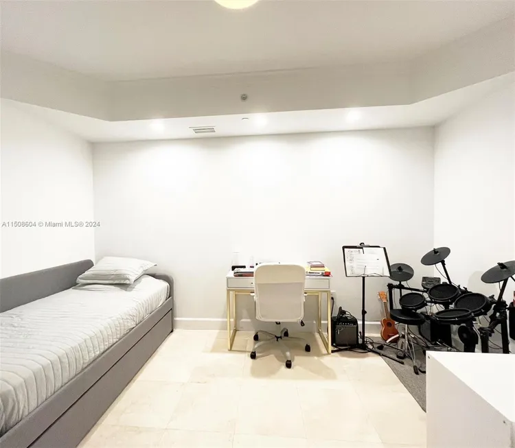 Ocean Club - Lake Villa One #202 image #25