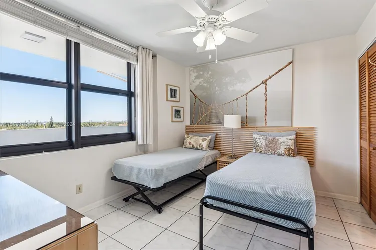 Vendome Place #801 image #11