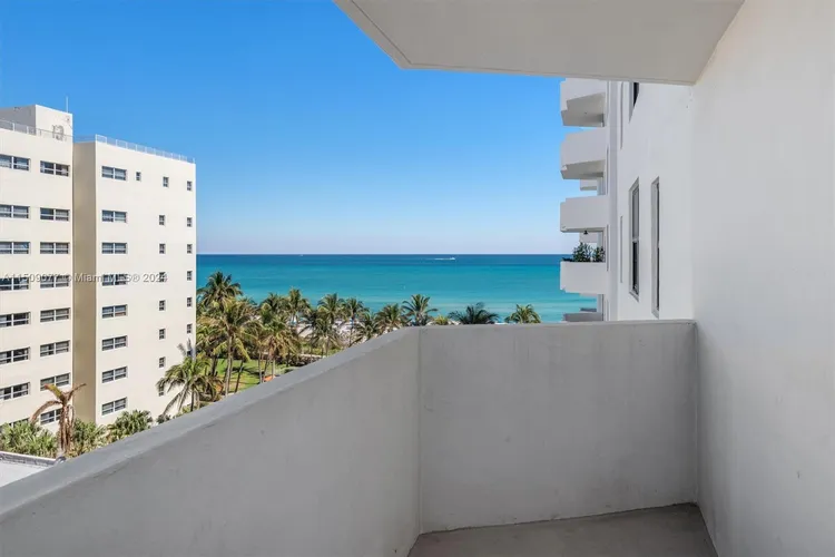 Vendome Place #801 image #14