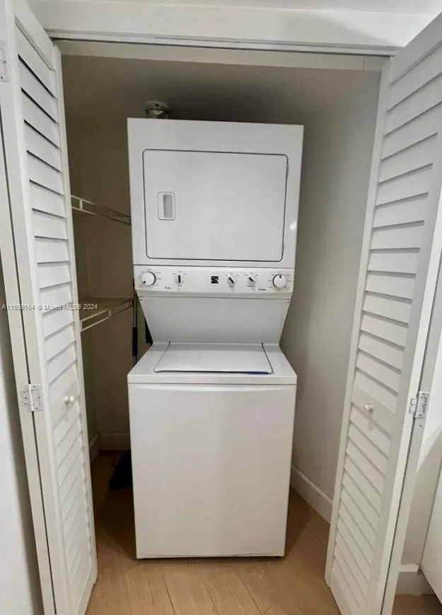 Parc Central South #1104 image #13