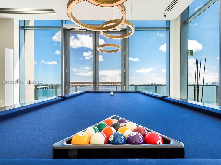 One Paraiso #3401 image #40