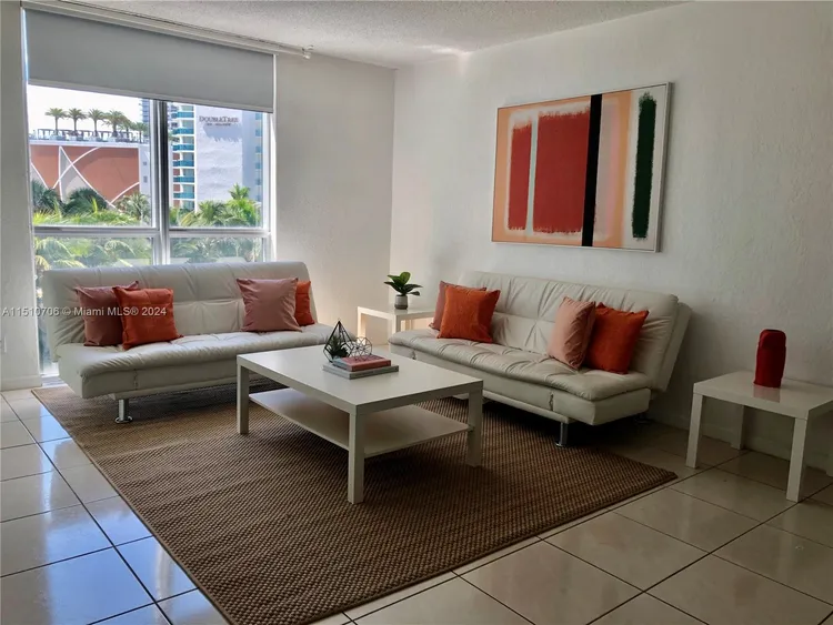 The Tides On Hollywood Beach #4O image #11