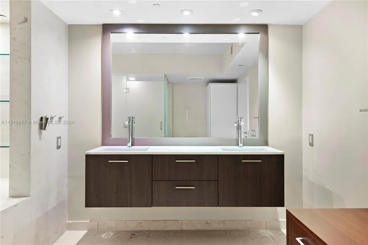 ICON South Beach #1207 image #12