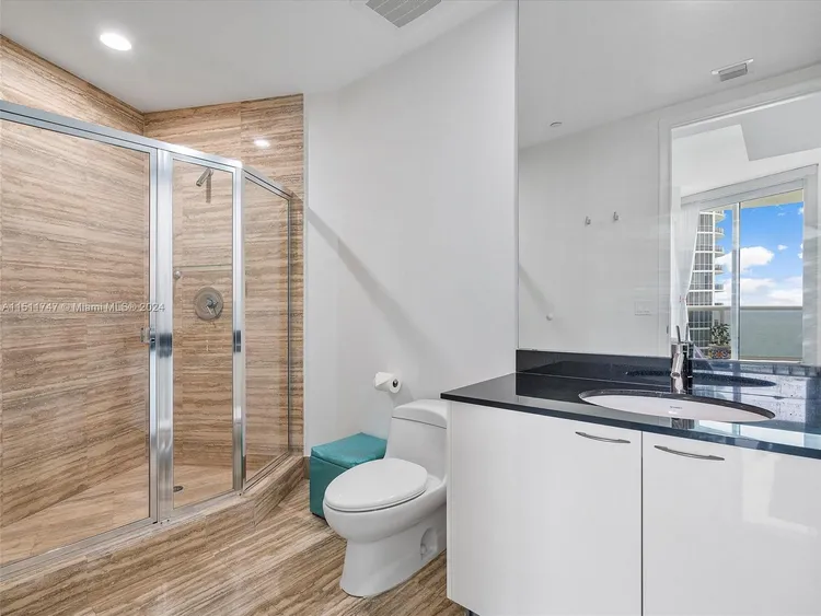 Trump Tower 2 #2607 image #21