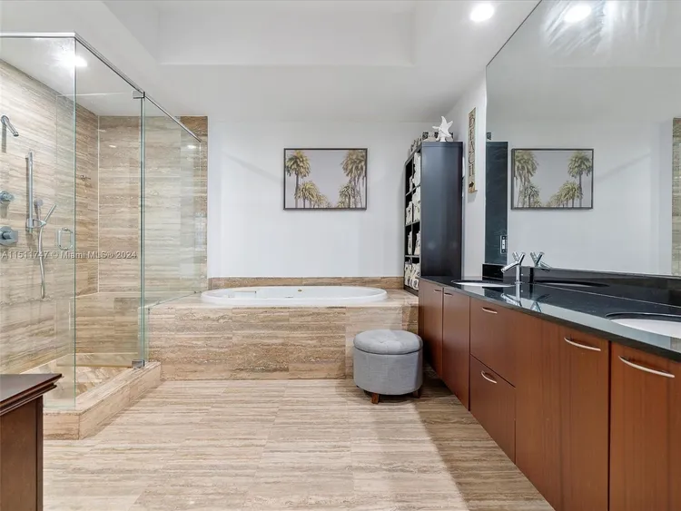 Trump Tower 2 #2607 image #24