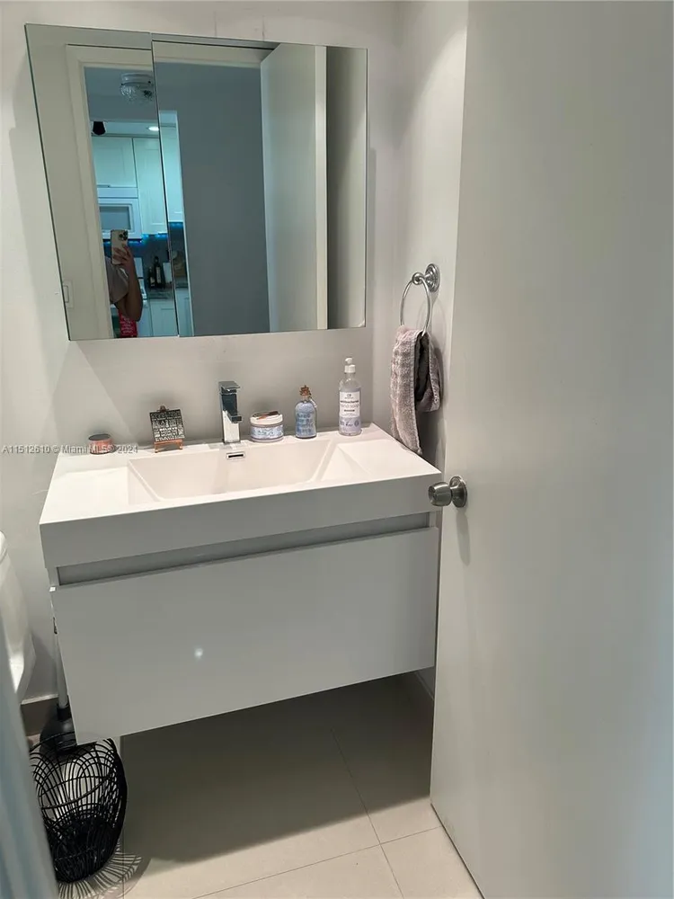 Brickell Place B #B1104 image #6