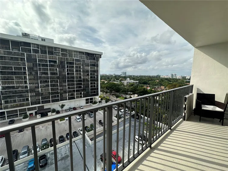 Brickell Place B #B1104 image #9