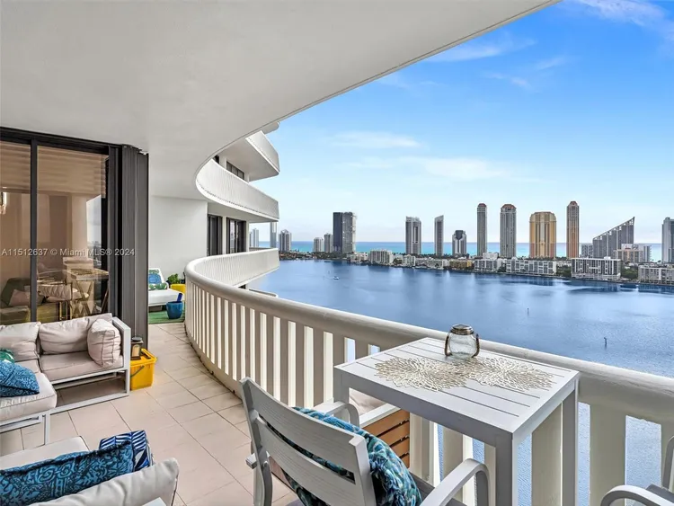 Williams Island 3000 #2501 image #21