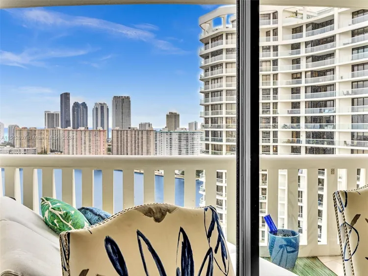 Williams Island 3000 #2501 image #27