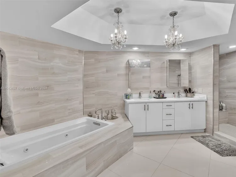 Williams Island 3000 #2501 image #29