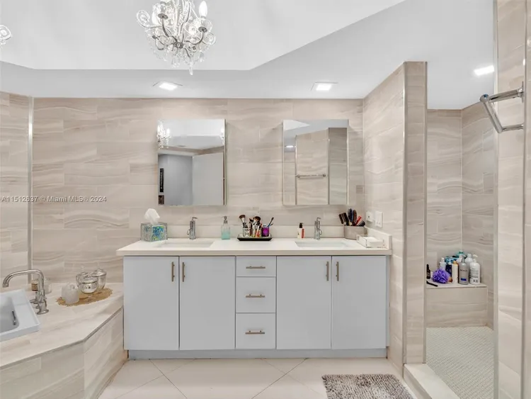 Williams Island 3000 #2501 image #31