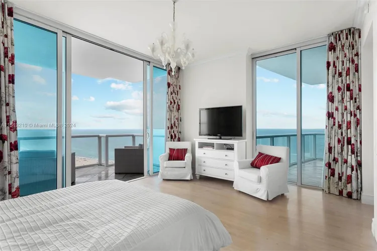 Continuum II North #2201 image #13