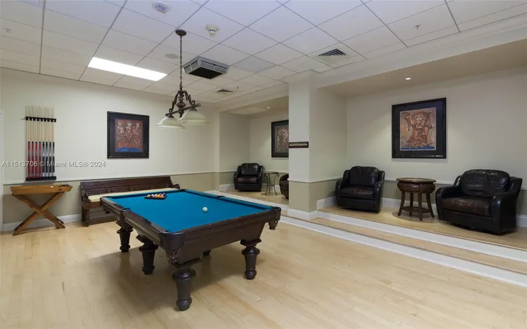 Courvoisier Courts #407 image #16