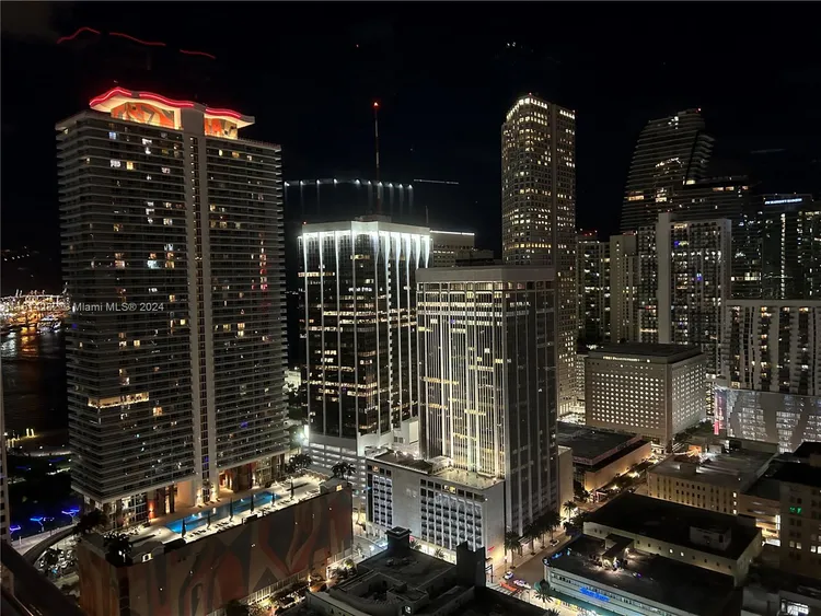 Loft Downtown II #3419 image #15