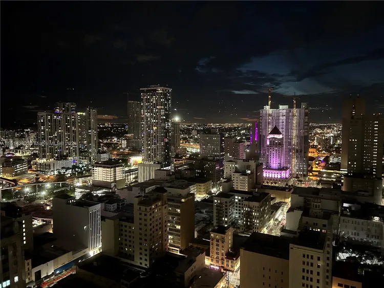 Loft Downtown II #3419 image #16