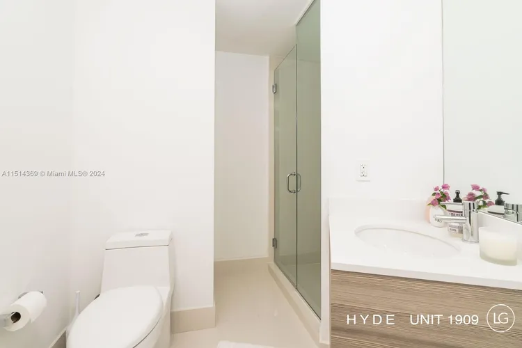 Hyde Midtown #1909 image #10