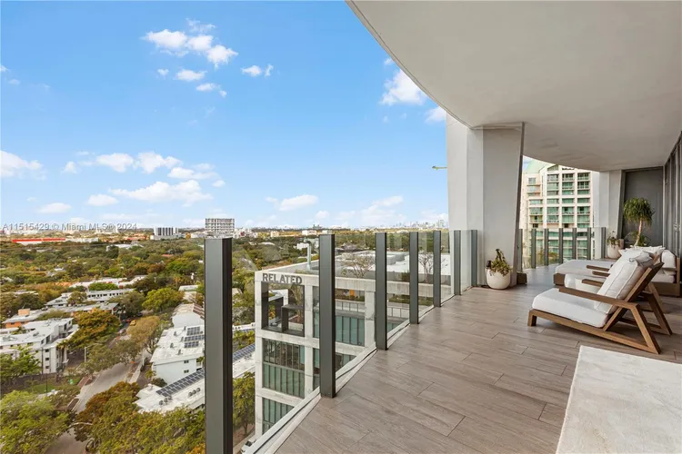 Park Grove Club Residences #1606 image #19