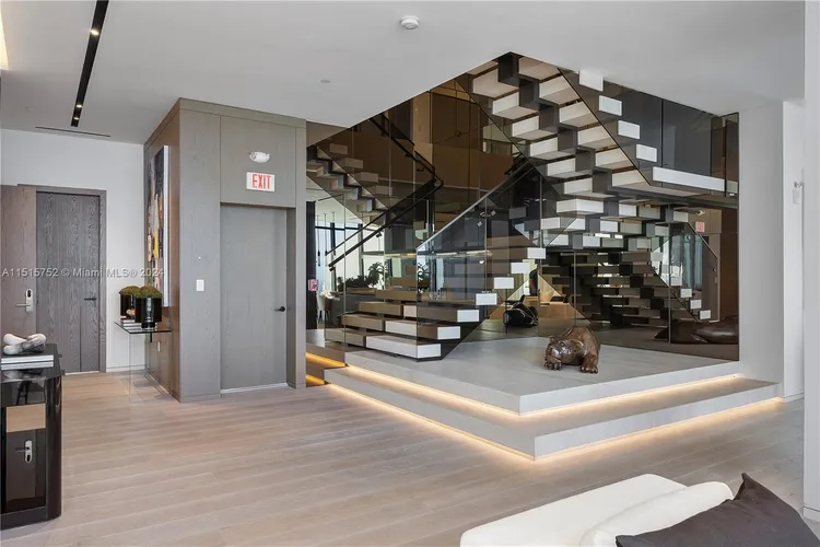 Echo Brickell #PH56 image #23