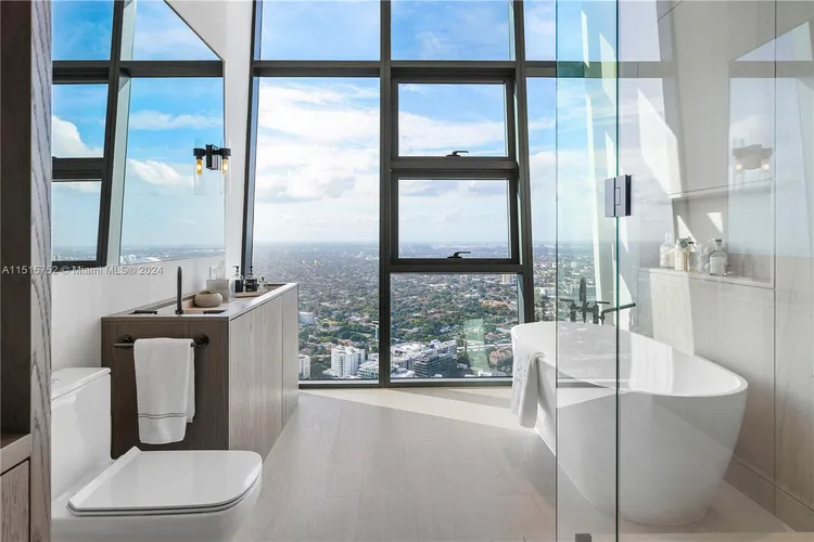 Echo Brickell #PH56 image #36