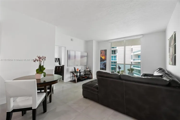 Skyline On Brickell #3106 image #17