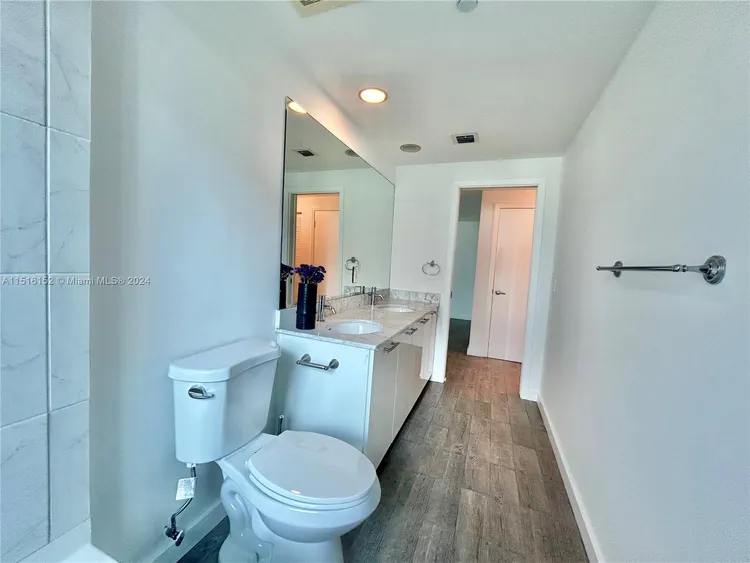 The Plaza on Brickell North #801 image #11