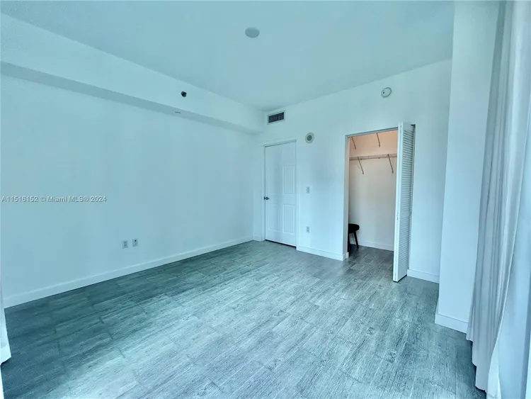 The Plaza on Brickell North #801 image #13