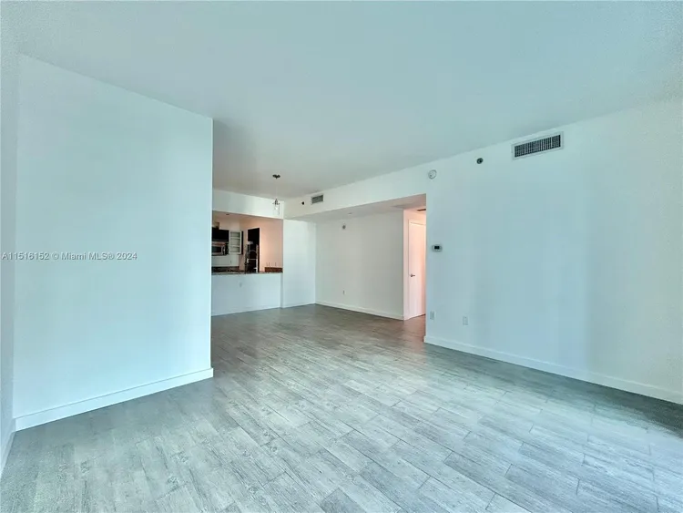 The Plaza on Brickell North #801 image #9