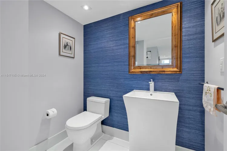 Icon Brickell I #801 image #10