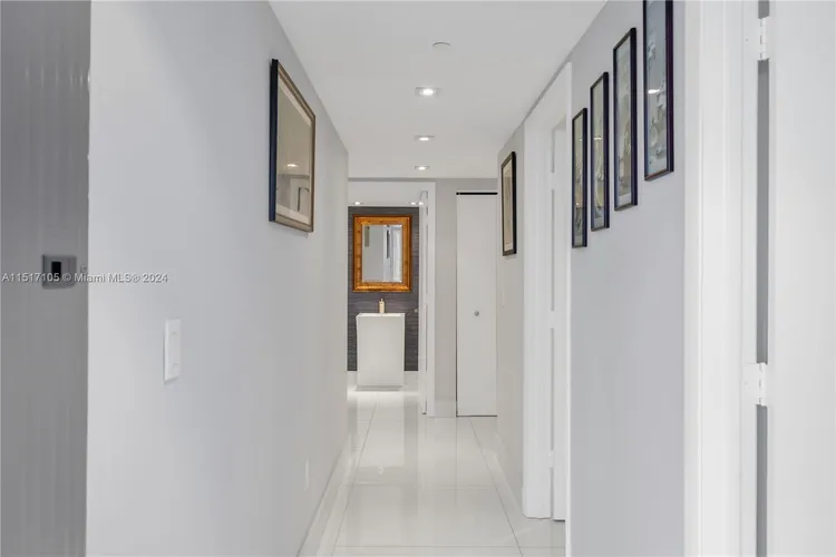 Icon Brickell I #801 image #16