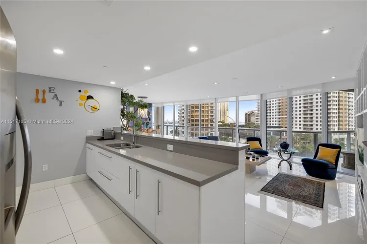 Icon Brickell I #801 image #17