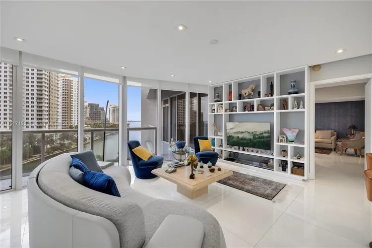 Icon Brickell I #801 image #22