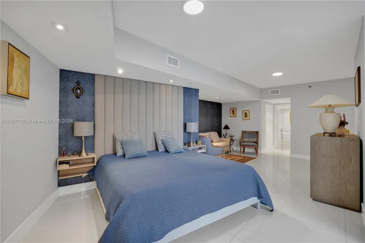 Icon Brickell I #801 image #31