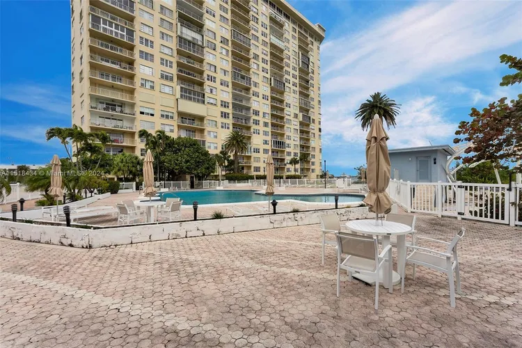 The Jockey Club I #10B image #36