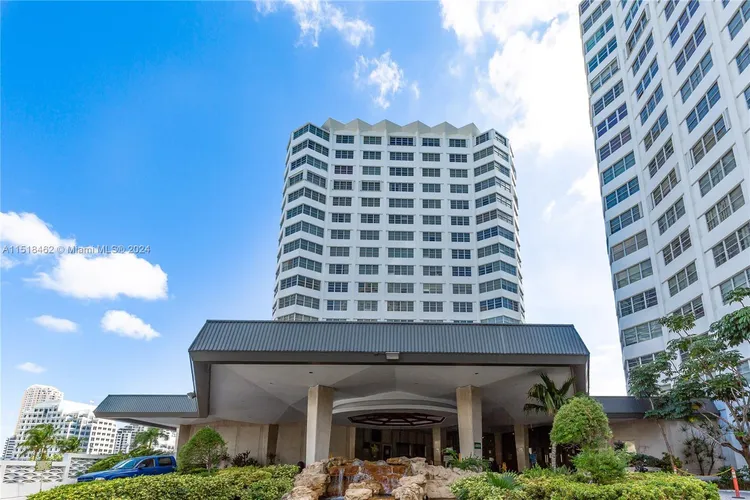 Four Ambassadors #2028 image #13