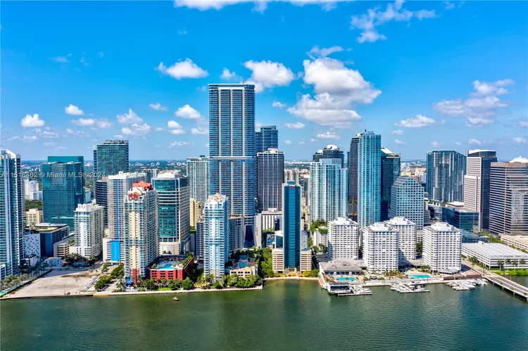 Four Ambassadors #2028 image #56