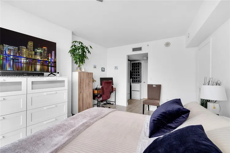 Opera Tower #4510 image #11