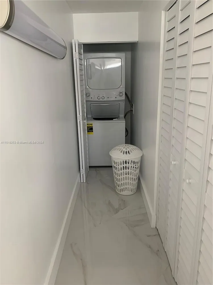 Grand View Palace #2111 image #10