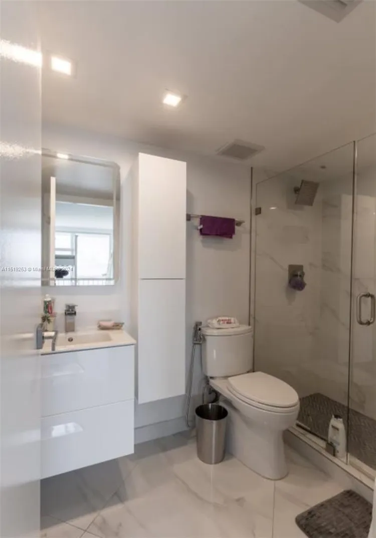 Grand View Palace #2111 image #11