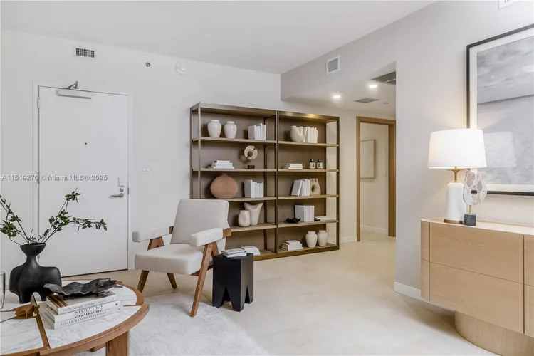 Onda Residences #504 image #17