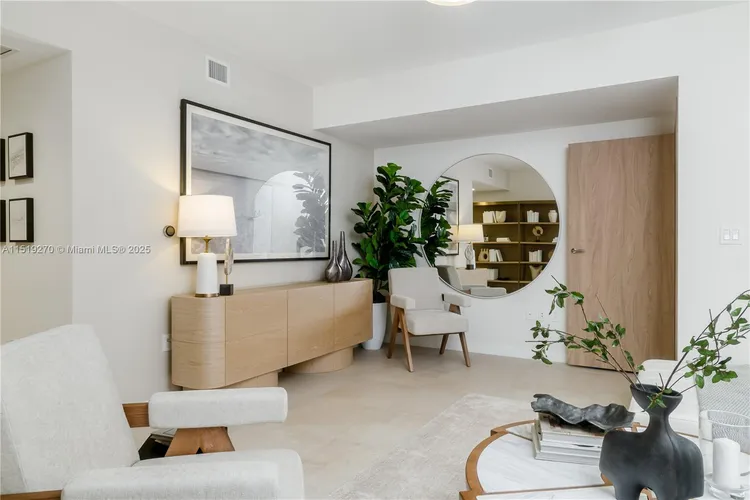 Onda Residences #504 image #18