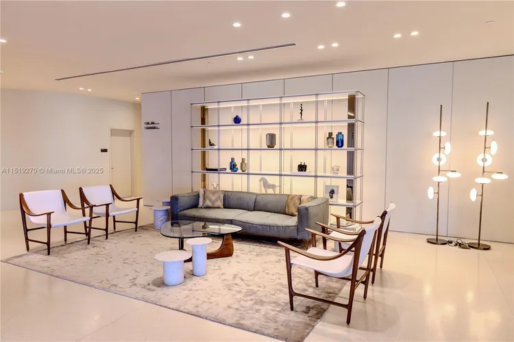 Onda Residences #504 image #19