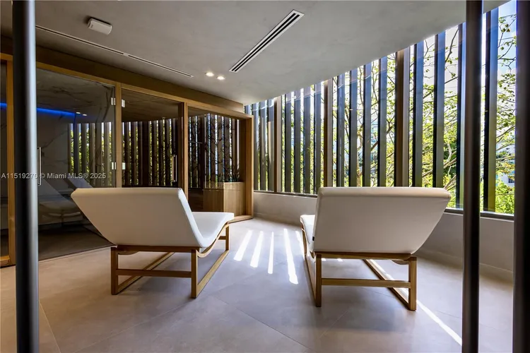 Onda Residences #504 image #22