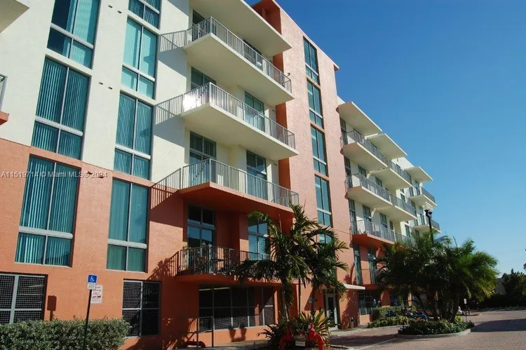 The Lofts at Hollywood Station #212 image #12