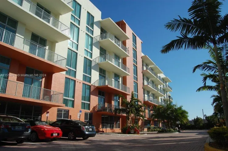 The Lofts at Hollywood Station #212 image #13