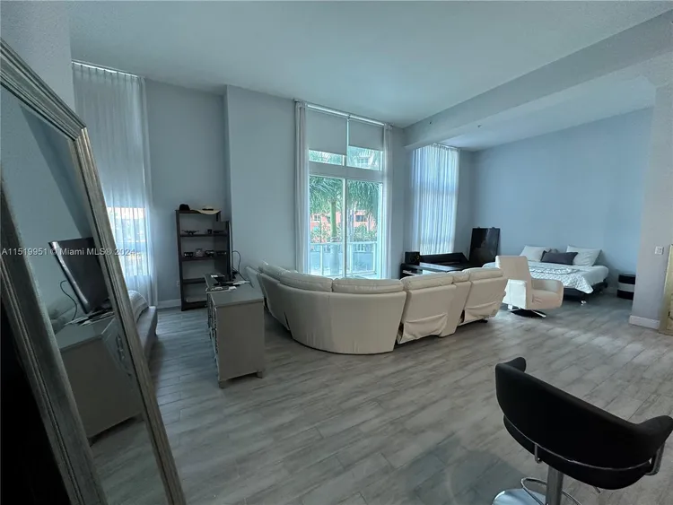 Quantum on the Bay #512 image #19